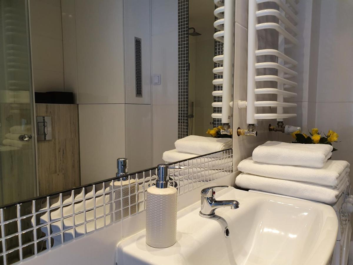 Apartament Rozany Centrum Mielna - 365Pam Großmöllen Exterior foto