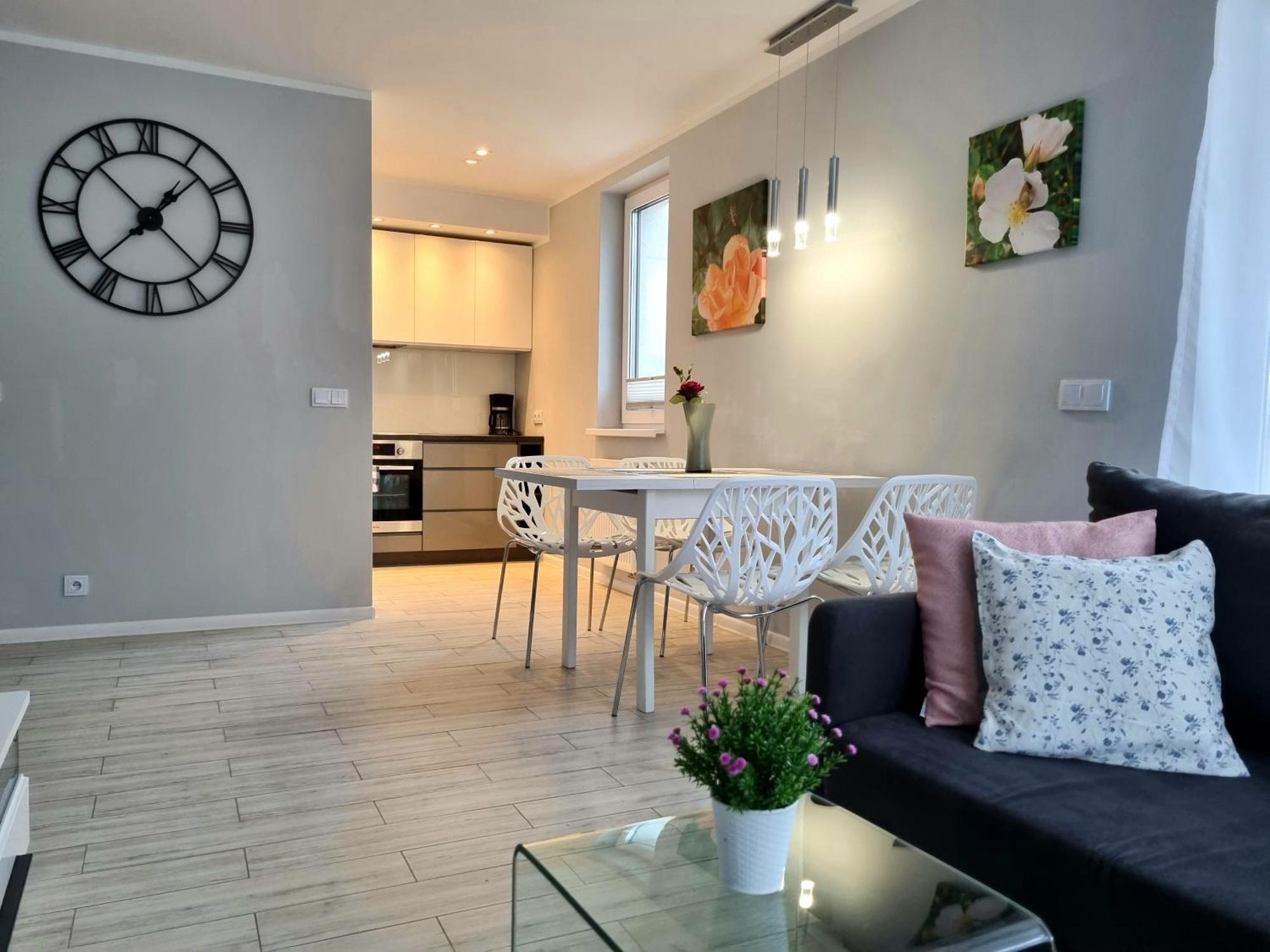 Apartament Rozany Centrum Mielna - 365Pam Großmöllen Exterior foto