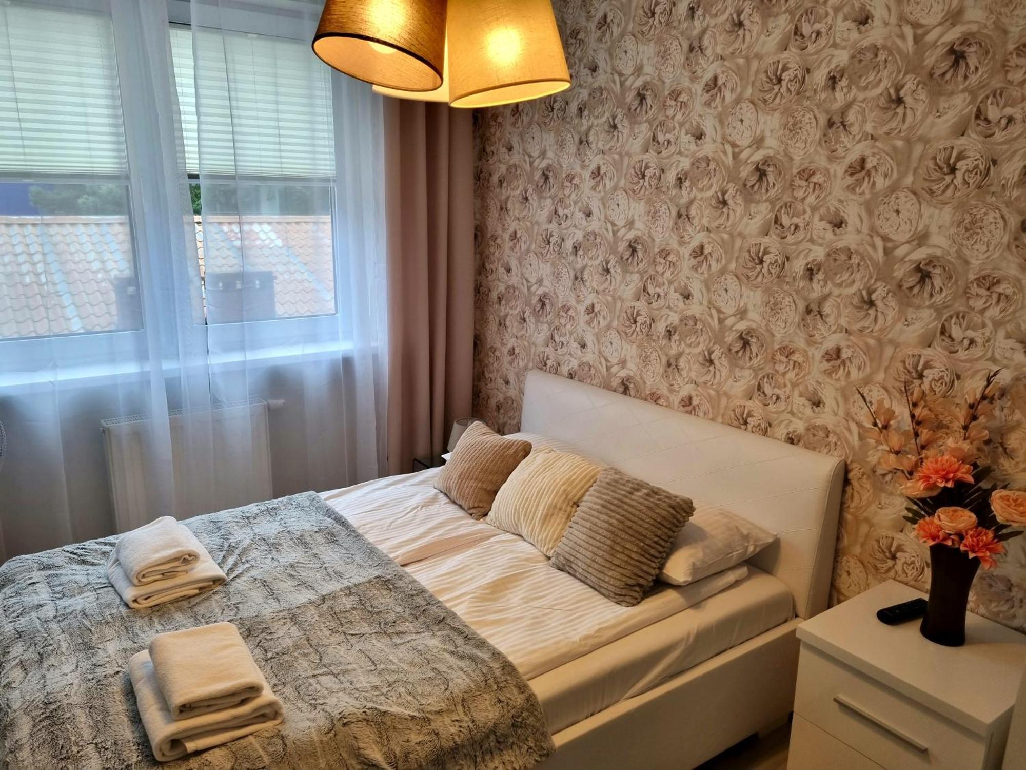 Apartament Rozany Centrum Mielna - 365Pam Großmöllen Exterior foto